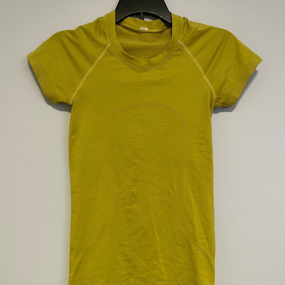 Lululemon Short Sleeve Swiftly Tech Full Length Yellow Green Shirt Size 0